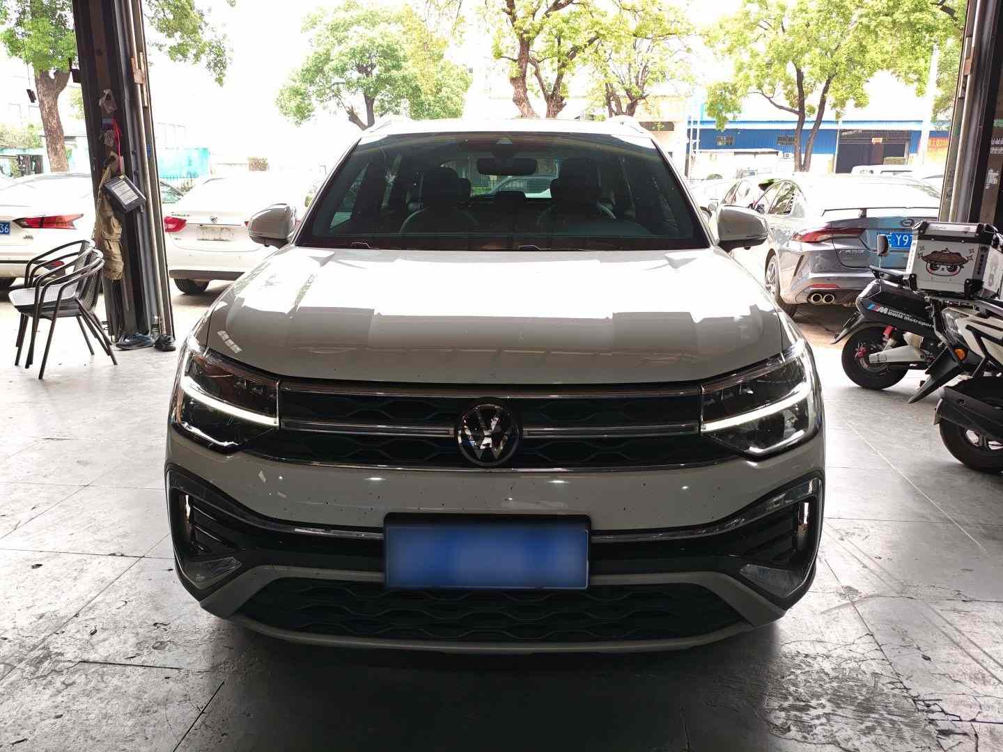 大众 途岳 2023款 300TSI 两驱满月版(1)