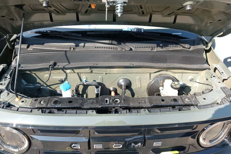 吉利银河 2025款 210km 熊猫骑士机舱底盘24