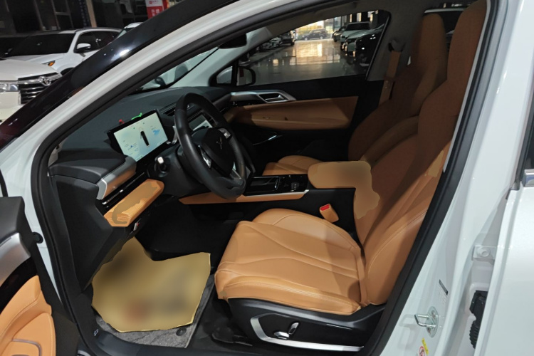 小鹏P5 2022款 550E中控内饰7003