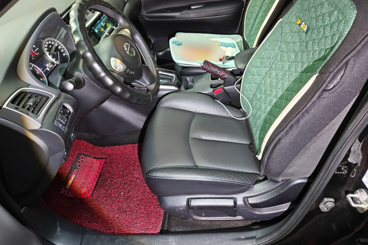 日产 轩逸 2019款 1.6XV CVT智联尊享版 国VI中控内饰19