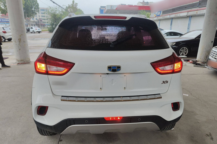 吉利汽车 远景X3 2017款 1.5L 手动精英型车身外观6004