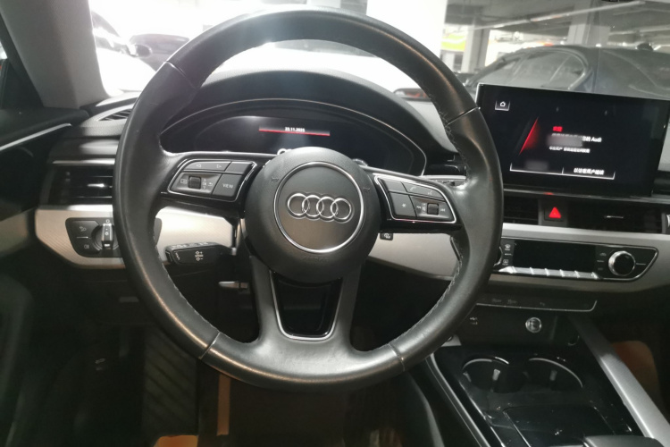 奥迪A5 2022款 Sportback 40 TFSI 时尚动感型中控内饰13