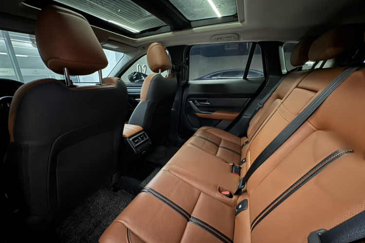 马自达CX-50行也 2023款 2.5L HEV 四驱尊行版车身外观6012