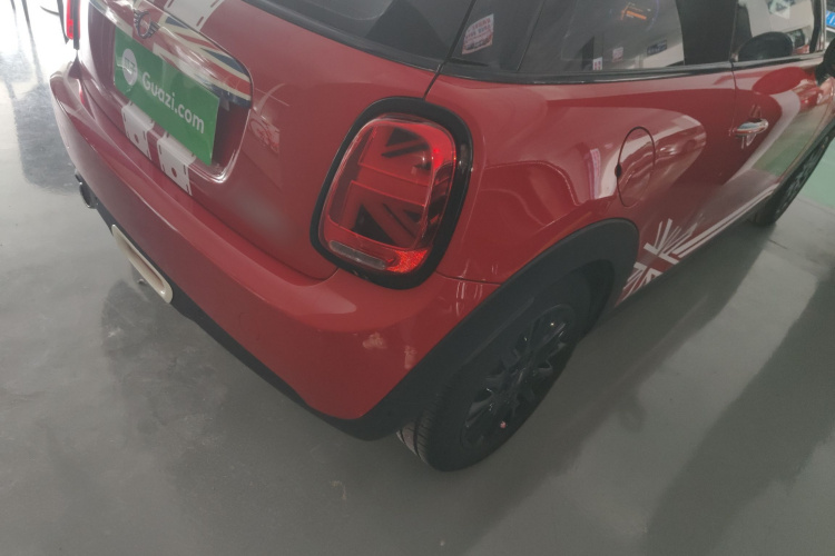 MINI 2020款 1.5T ONE PLUS车身外观9
