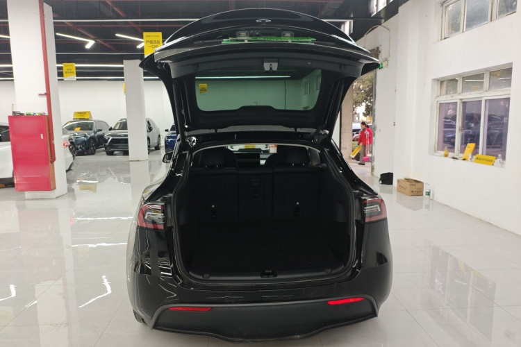 特斯拉 Model Y 2023款 后轮驱动版局部细节23