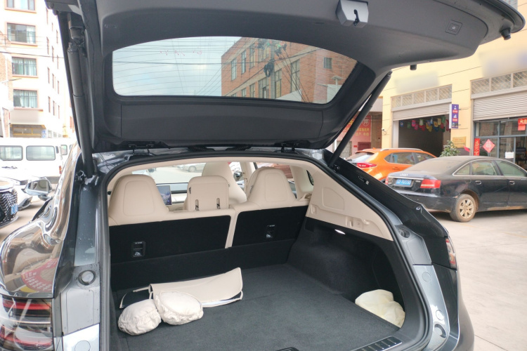 鸿蒙智行 智界R7 2024款 纯电 667km Pro局部细节23