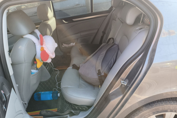 斯柯达 昊锐 2012款 1.8TSI 手动优雅版中控内饰7004