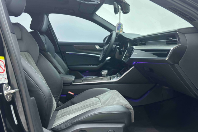 奥迪A6L 2021款 40 TFSI 豪华动感型局部细节41