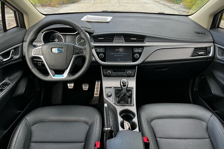 吉利汽车 帝豪GS 2016款 运动版 1.8L 手动领尚型中控内饰7001