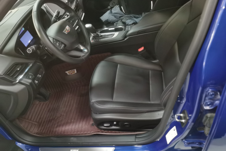 凯迪拉克CT4 2020款 28T 时尚型局部细节19