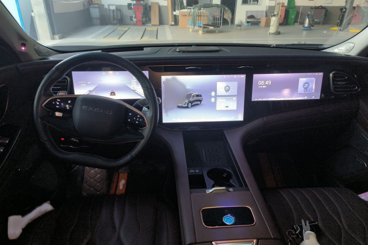 星途揽月 2023款 400T 四驱星尊版 6座中控内饰7002