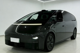 理想汽车 理想MEGA 2024款 Ultra