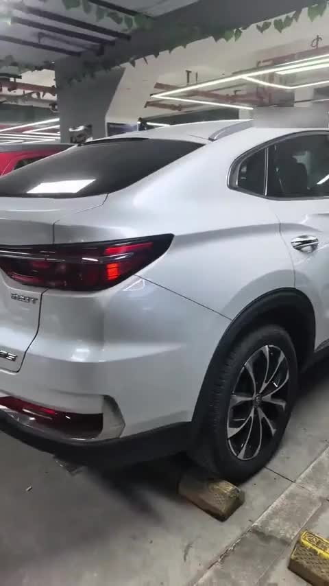 长安CS85 COUPE 2019款 1.5T DCT动版 国VI讲解2