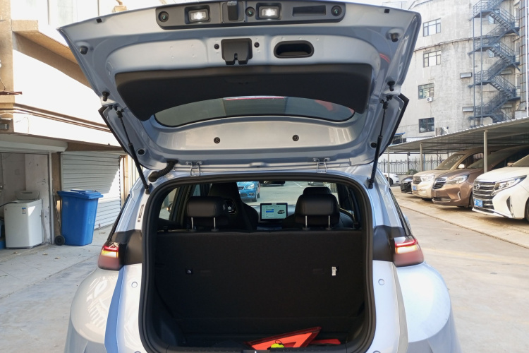 比亚迪 海鸥 2025款 305km 自由版机舱底盘23