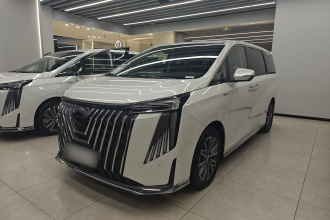 广汽传祺 传祺M8 2024款 大师系列 超级混动版