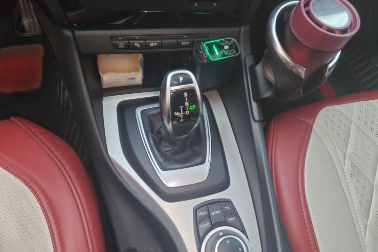 宝马X1 2014款 sDrive18i 领先型局部细节18