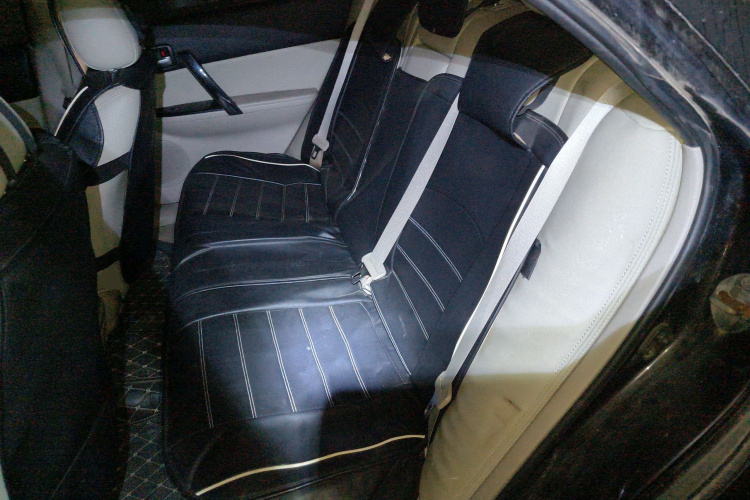 马自达6 2011款 2.0L 自动时尚型中控内饰21