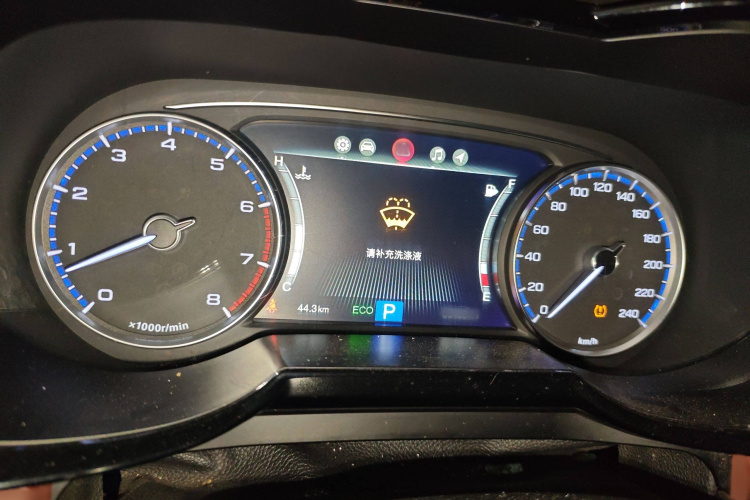 广汽传祺 传祺GS8 2017款 320T 两驱豪华智联版（七座）局部细节14