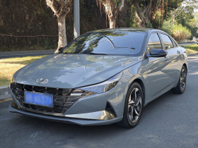 现代 伊兰特 2021款 240TGDi DCT LUX尊贵版