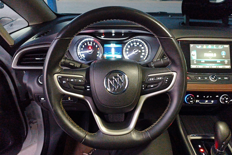 别克GL6 2019款 18T 6座互联豪华型 国VI中控内饰13