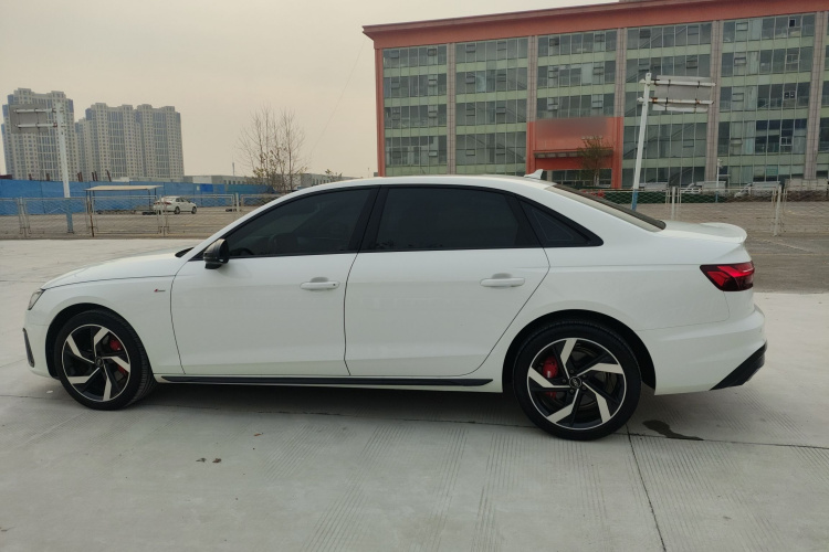 奥迪A4L 2023款 40 TFSI Bang&Olufsen 星夜版车身外观6003