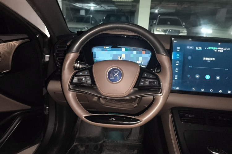 比亚迪 汉 2023款 DM-i 冠军版 200KM 旗舰型局部细节13