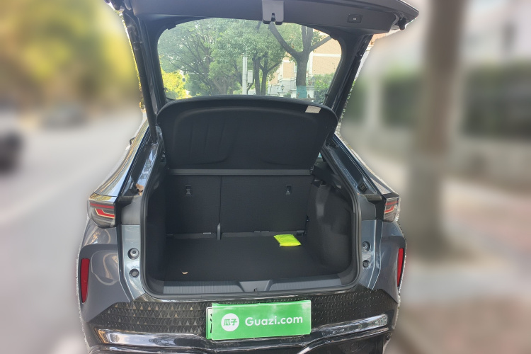 大众 ID.UNYX 与众 2025款 Pure局部细节23