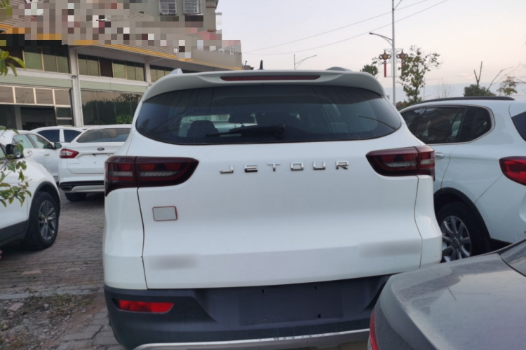 捷途X70M 2021款 1.5T DCT豪华伙伴型 5座车身外观6004