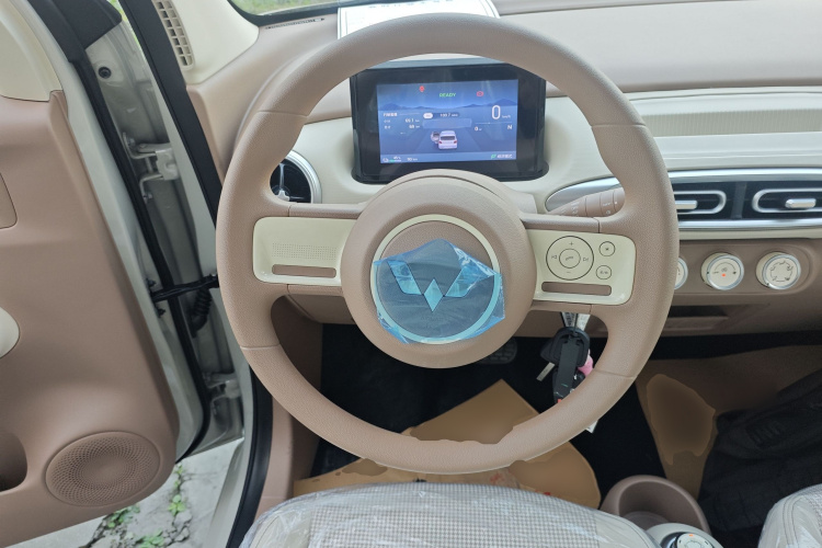 五菱汽车 宏光MINIEV 2025款 四门版 进阶款中控内饰13