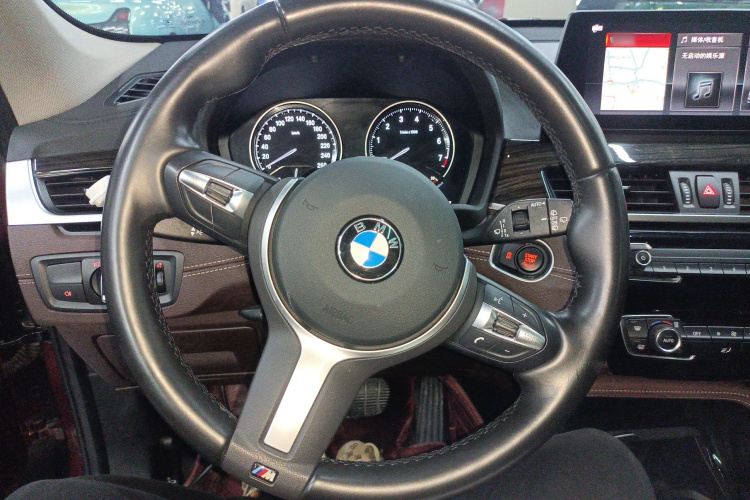 宝马X1 2020款 xDrive25Li 尊享型局部细节13