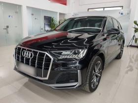 奥迪Q7 2020款 55 TFSI quattro S line运动型