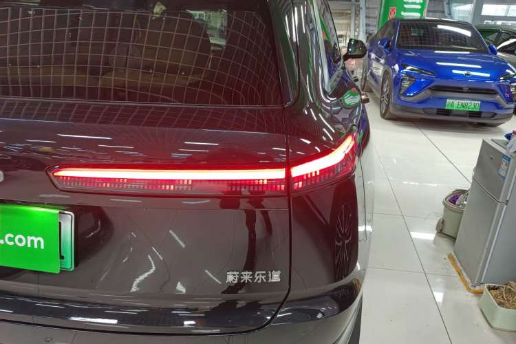 乐道L90 2025款 Max 六座版车身外观9