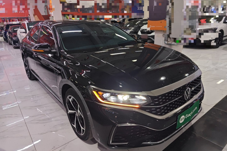 大众 帕萨特 2023款 330TSI 星空精英版车身外观3