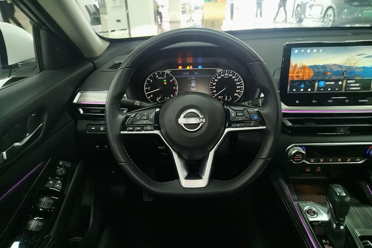 日产 天籁 2022款 2.0T XL 进享版中控内饰13