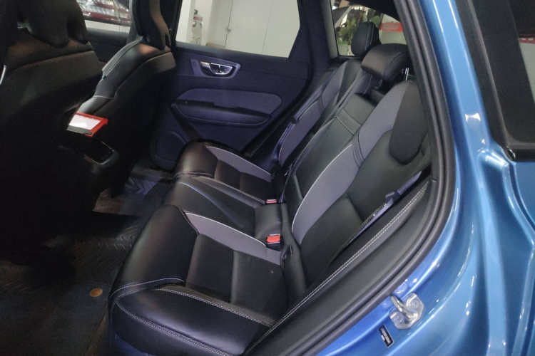 沃尔沃XC60 2020款 T5 四驱智远运动版中控内饰21