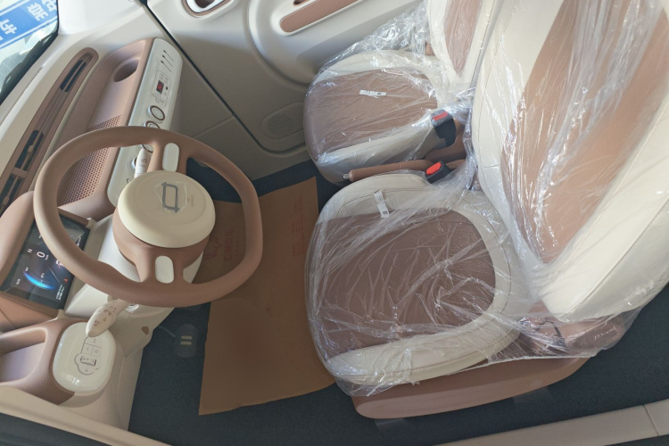 奔腾小马 2026款 222km 闪耀马中控内饰19