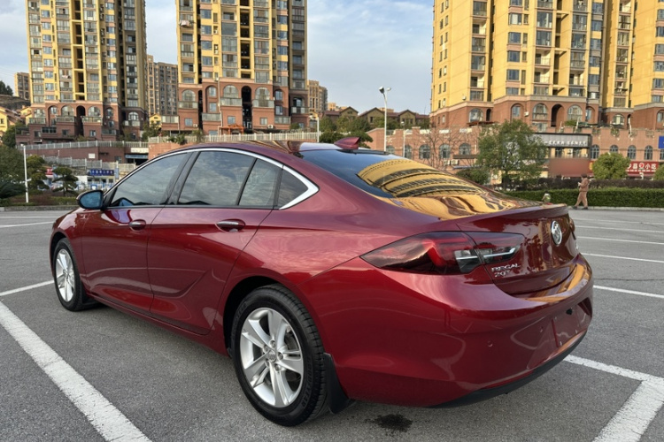 别克 君威 2017款 20T 精英型车身外观6004