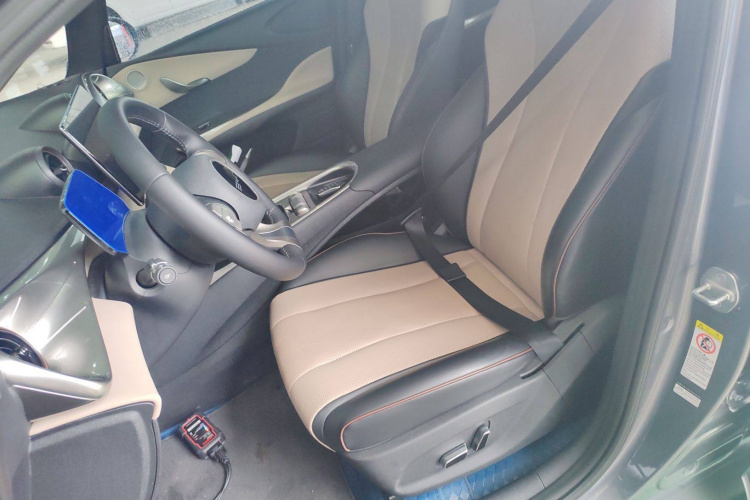 比亚迪 海豚 2023款 420km 时尚版中控内饰19