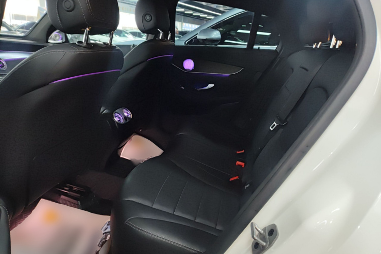 奔驰GLC轿跑 2022款 改款 GLC 300 4MATIC 轿跑SUV中控内饰7004