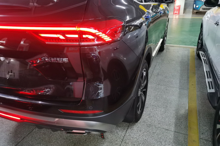 哈弗H6 2023款 国潮版 1.5T 自动冠军版车身外观6001