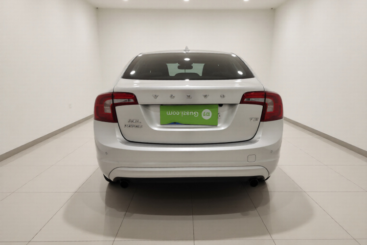 沃尔沃S60 2017款 S60L T3 智进版车身外观6