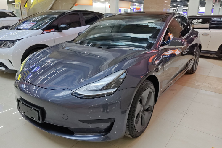 特斯拉 Model 3 2020款 标准续航后驱升级版车身外观1