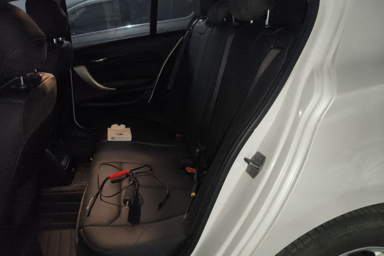 宝马1系(进口) 2016款 118i 领先型中控内饰21