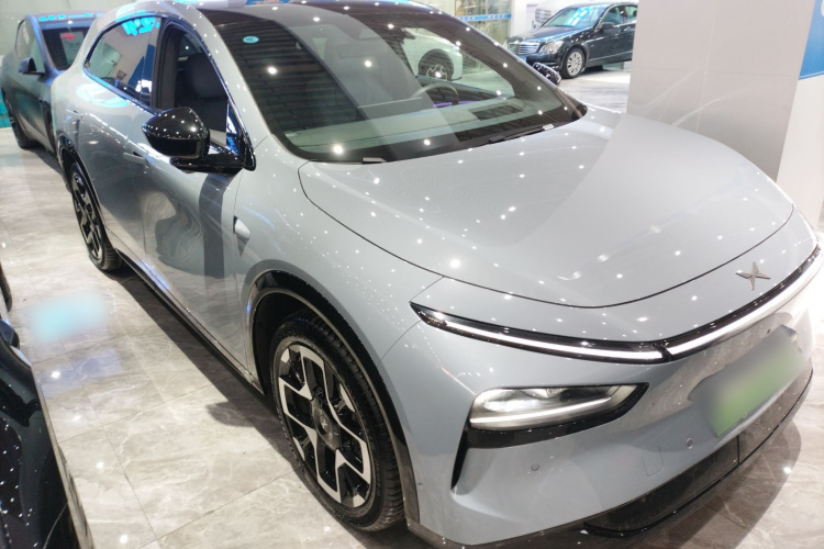 小鹏G7 2025款 702 超长续航 Max车身外观3