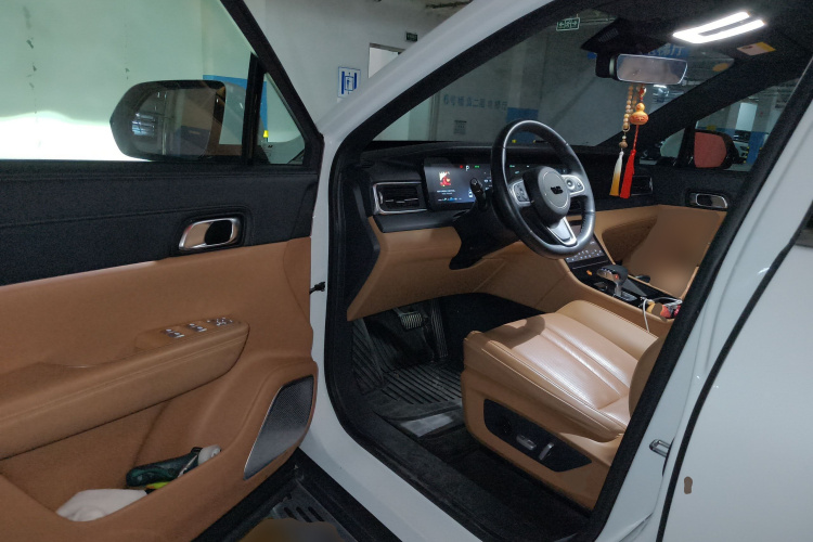 理想汽车 理想ONE 2020款 增程6座版中控内饰20