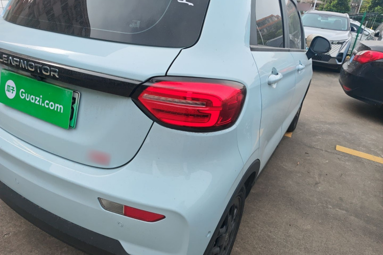 零跑汽车 零跑T03 2022款 星钻版车身外观9