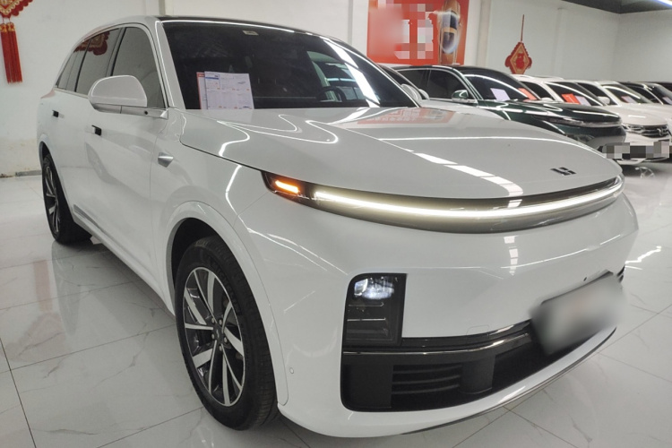 理想汽车 理想L7 2023款 Air车身外观3