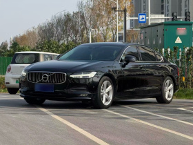 沃尔沃S90 2018款 T4 智远版