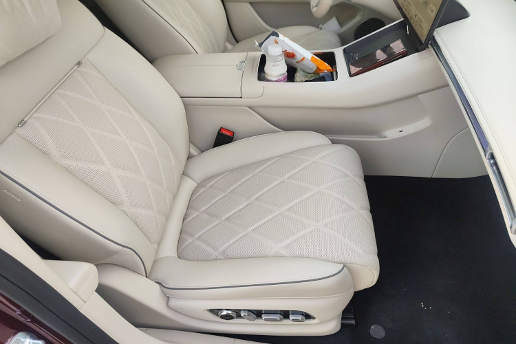 鸿蒙智行 享界S9 2025款 增程 Max+局部细节41