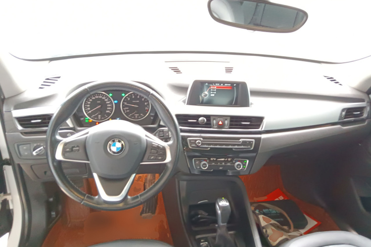 宝马X1 2018款 sDrive20Li 领先型中控内饰7002